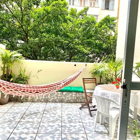 Maravilhoso Apartamento Com Varandao Praia De Copacabana! Apartment